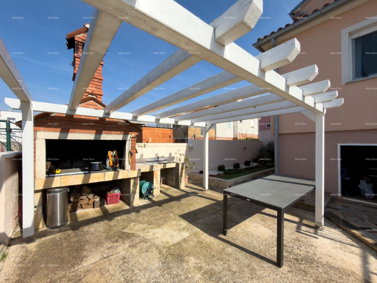 Дом с двумя квартирами в окрестностях Пулы 18