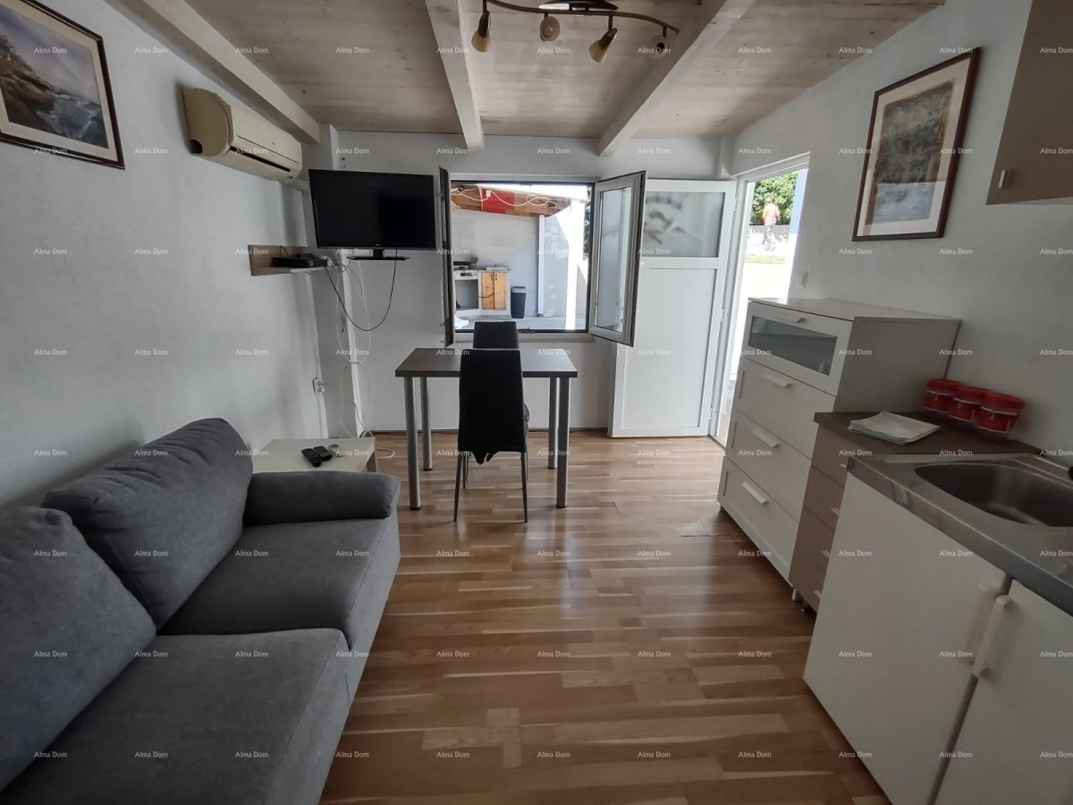 PULA - hiša na odlični lokaciji (2 ločena prostora) 15