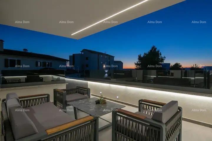 Продаем прекрасную виллу с видом на море! 10