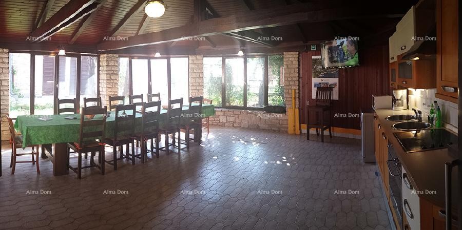 Kuća s restoranom u blizini Ližnjana - Odlična investicija! 15