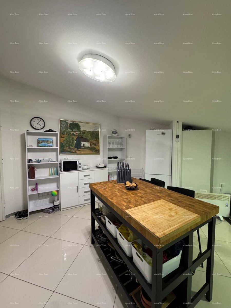 Новиград, с одной спальней. Здание с лифтом. 6