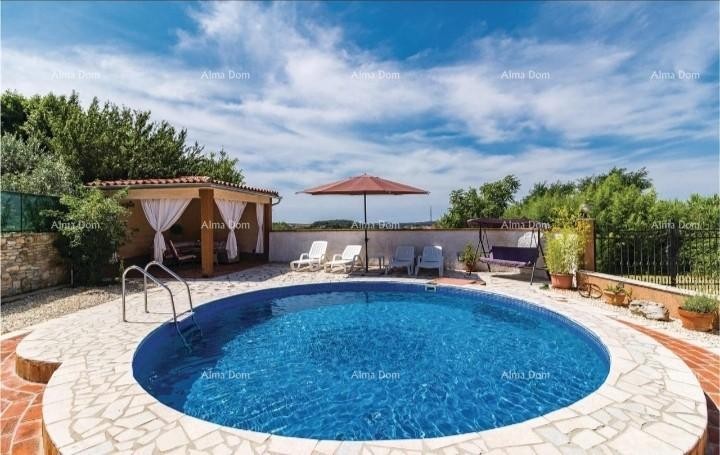 Приземный дом с бассейном в спокойном месте, Пула 5