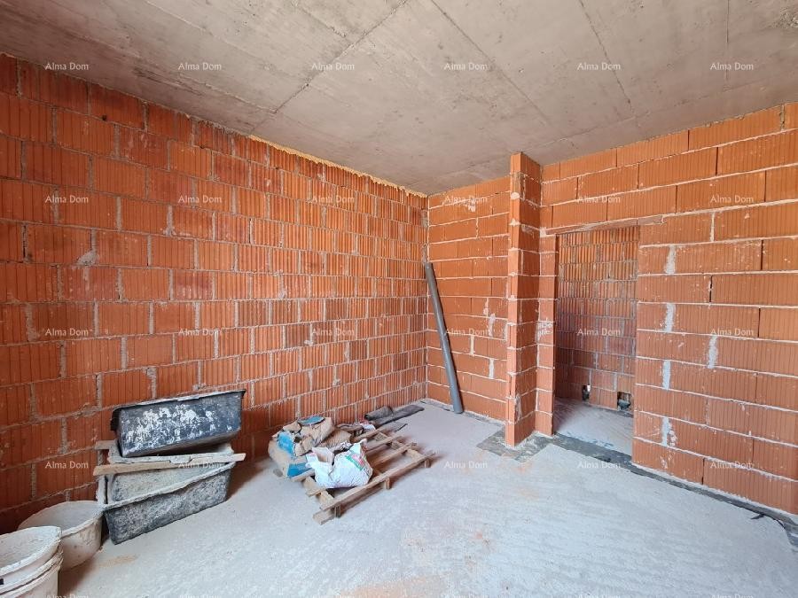 Villa under construction with sea view! 32