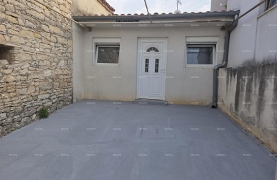 Na prodaju kuća u Ližnjanu – 27 m² s dvorištem