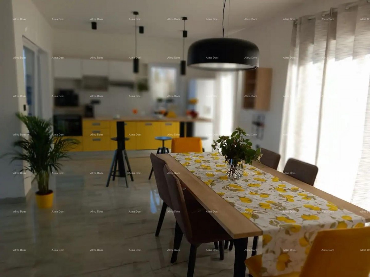 A single-storey house with a swimming pool in the vicinity of Marčana is for sale 11