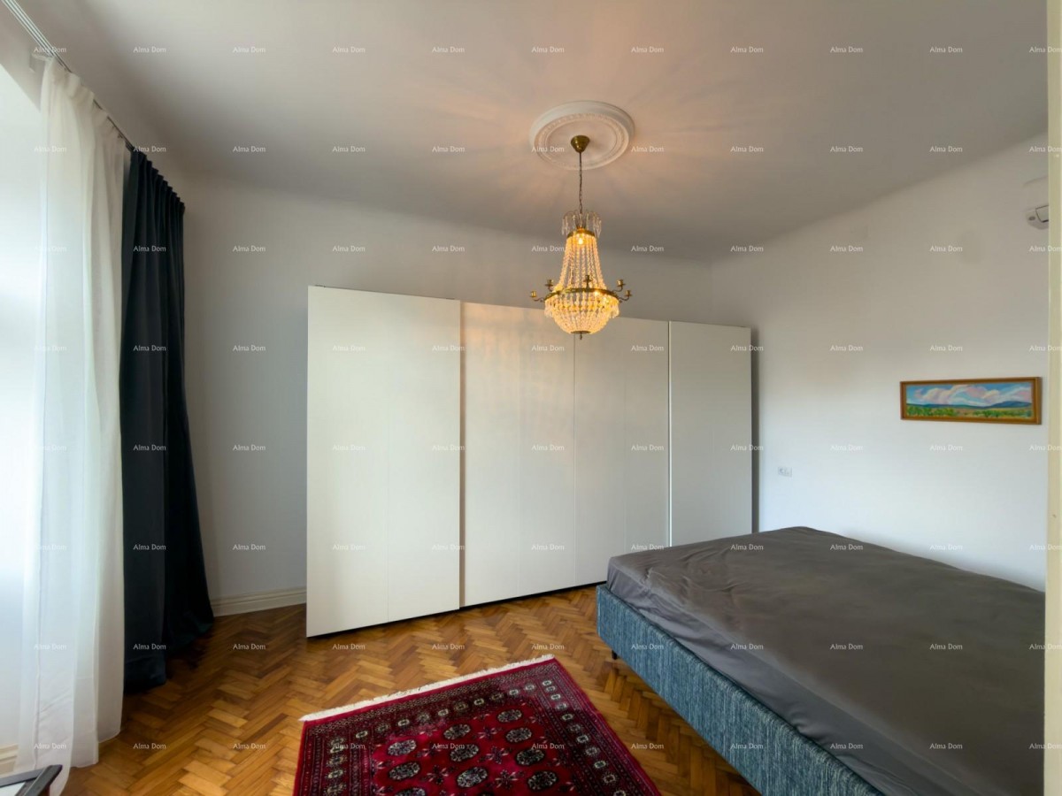 Ristrutturato appartamento nel centro di Pola! 8