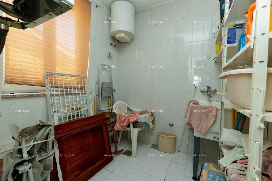 Prodaje se prostrani stan od 108 m² u  Puli. VIDIKOVAC. 12