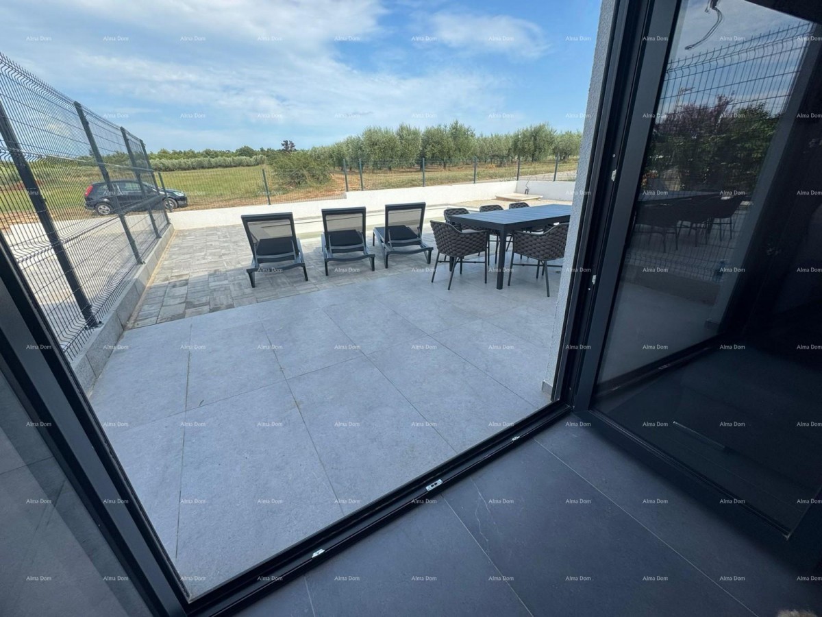Sale - Double Bungalow with Heated Pool, Poreč! 8