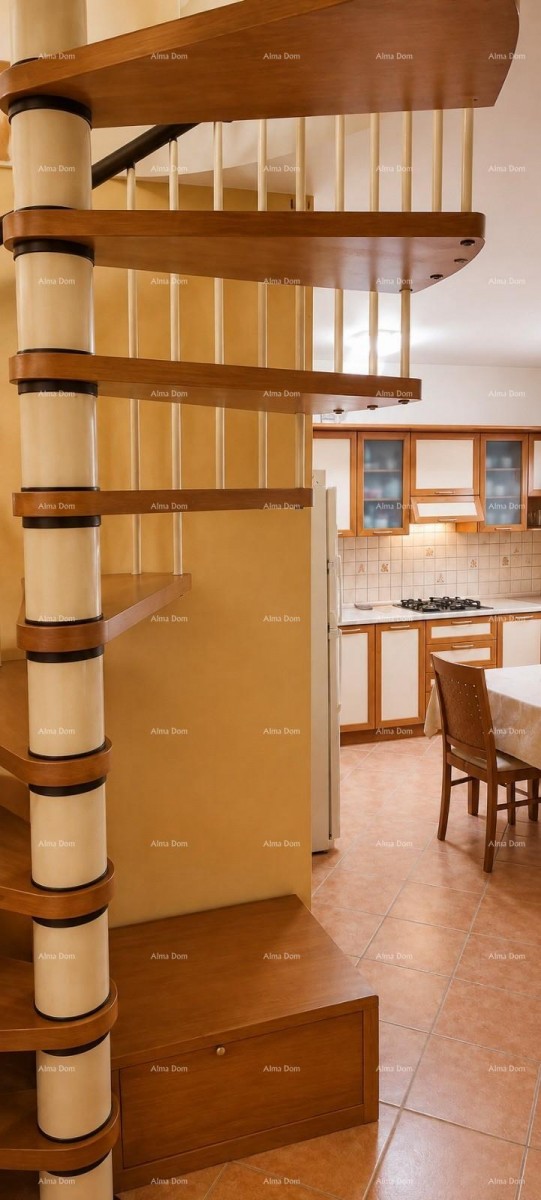 APARTMENT IN ROVINJ – 76 m², 2 GARAGES 5