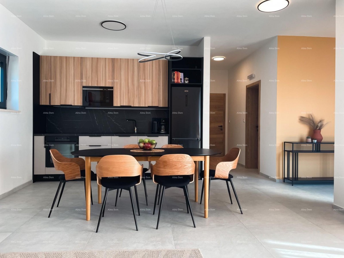 A newly built, modern two-story house with a swimming pool near the sea, Pomer! 7