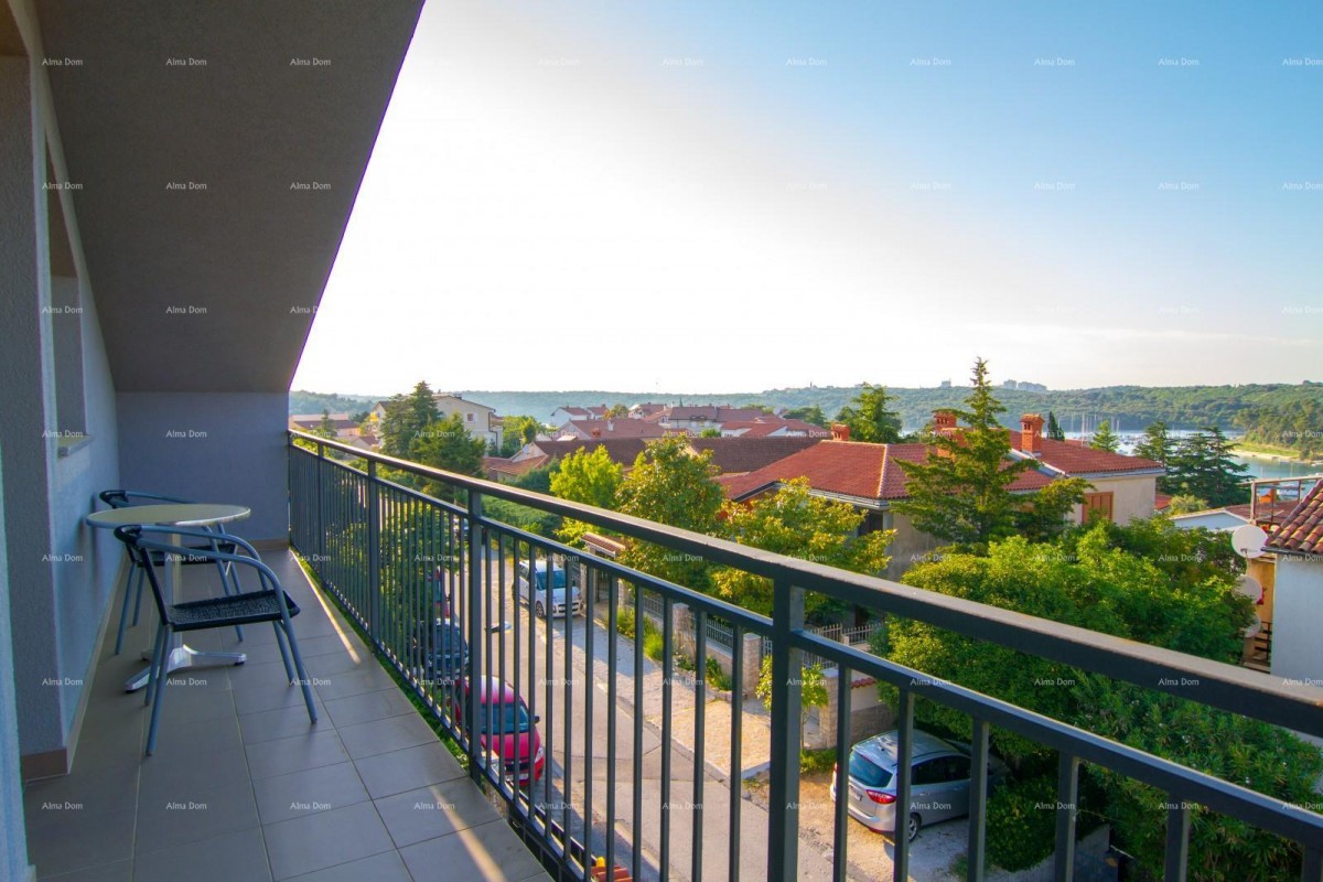 Na prodaju: Apartmanska kuća s bazenom i pogledom na more – Banjole! 14