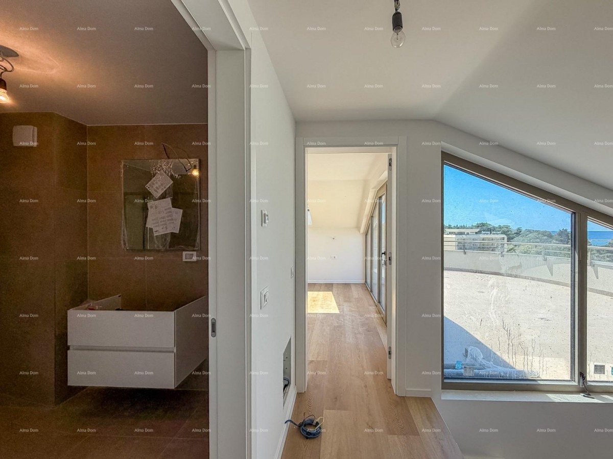 Two-Bedroom Apartment in the Center of Poreč 17