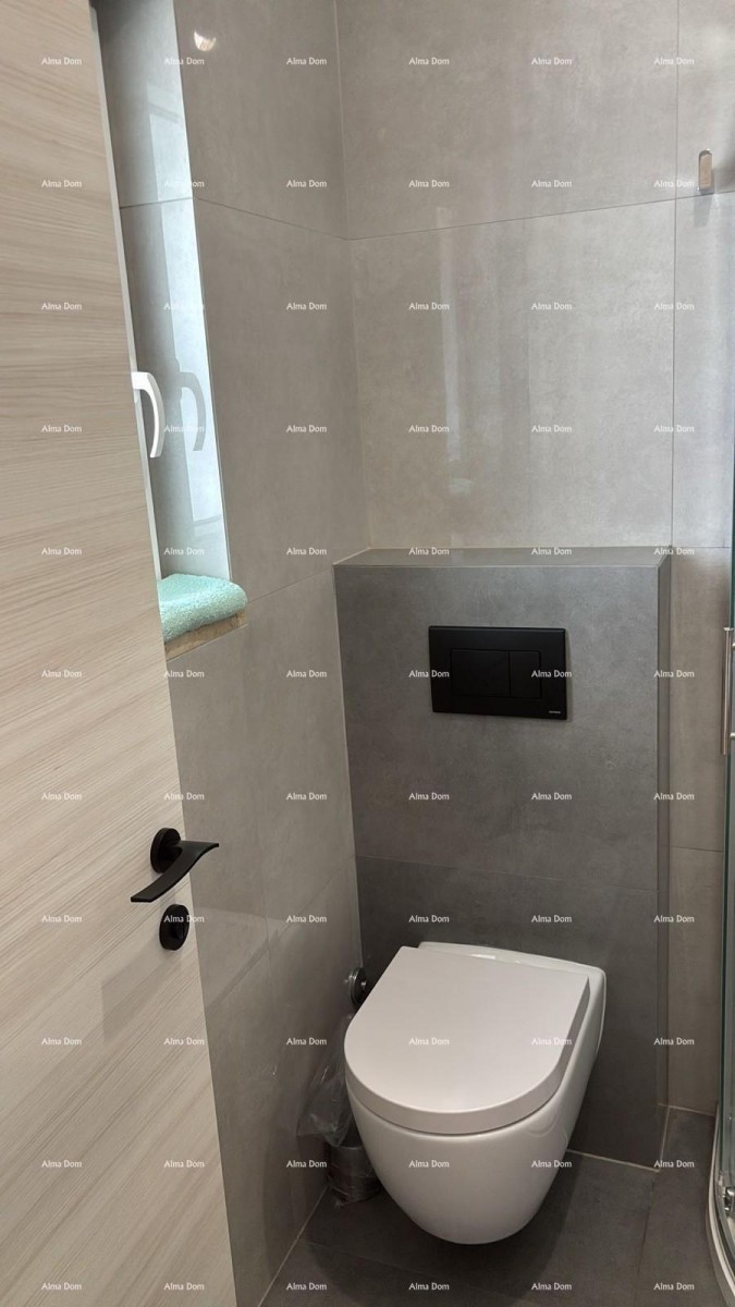 ŠIŠAN, kuća s dvije stambene jedinice, 195 m2 15