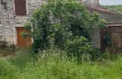 Умаг, отдельно стоящий каменный дом в 1200 м от моря