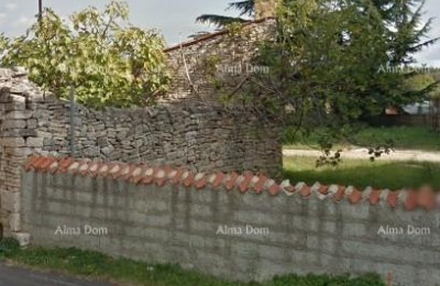 Old stone house with renovation project and building permit