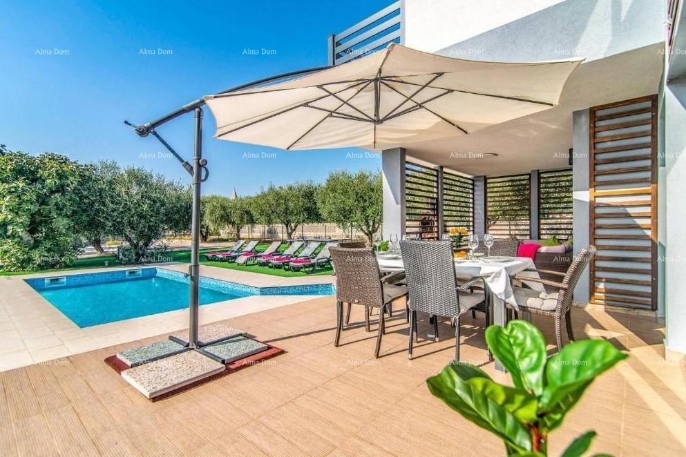 VODNJAN – Moderna villa con piscina, vista sui Brijuni e ampio giardino! 10