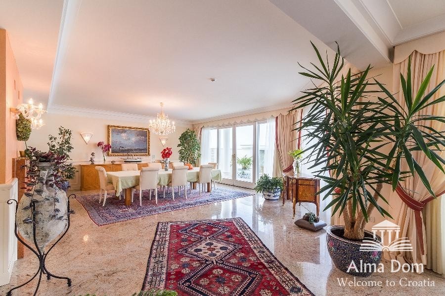 Umago,villa prima filla al mare! 29