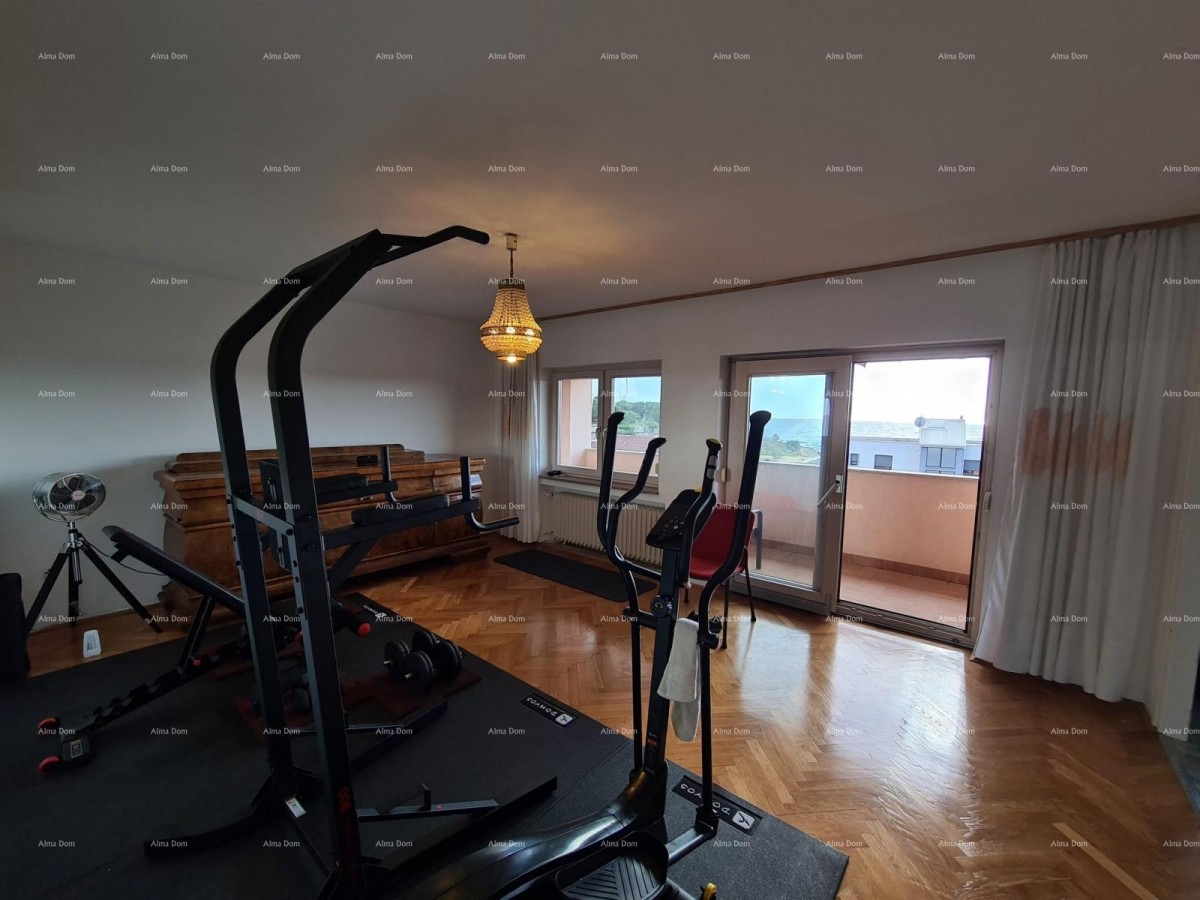 Пула. Зеленикa! Самостоятельный дом! 50 метров до пляжа! Вид на море! 16