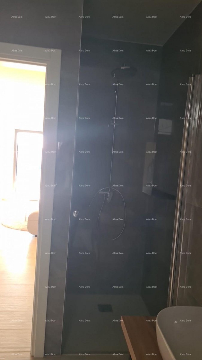 Modern apartment in block F, with two parking spaces and storage, near Umag! F2 14