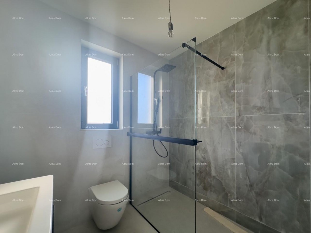 Prodajemo stan u novoj zgradi u Banjolama. 8