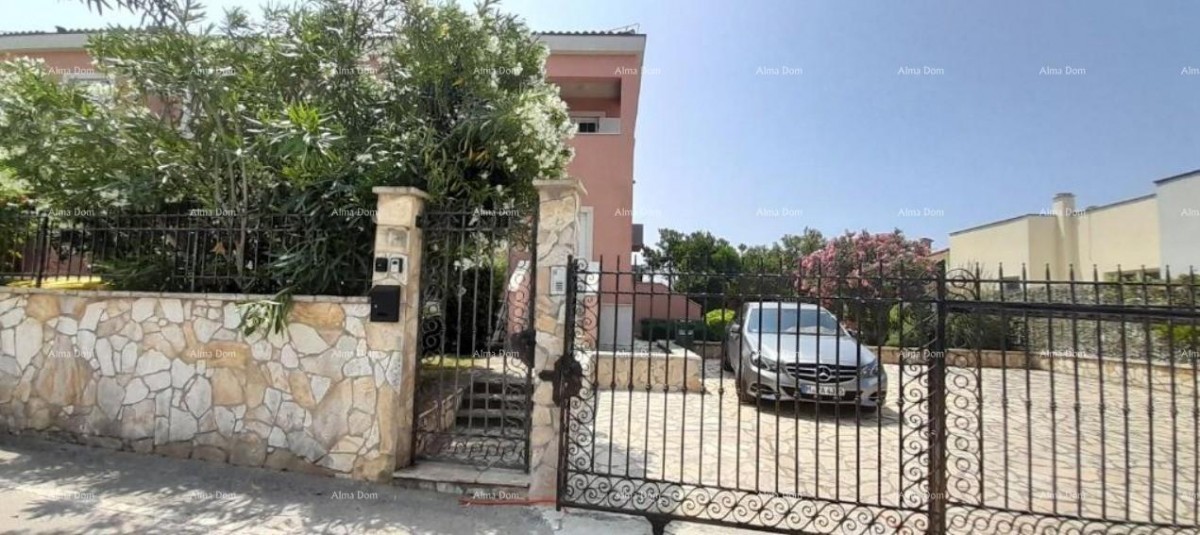 Excellent opportunity! Exclusive sale of an apartment in a prime location with a garden and parking space. Sea view! Pošesi, Medulin!! 22