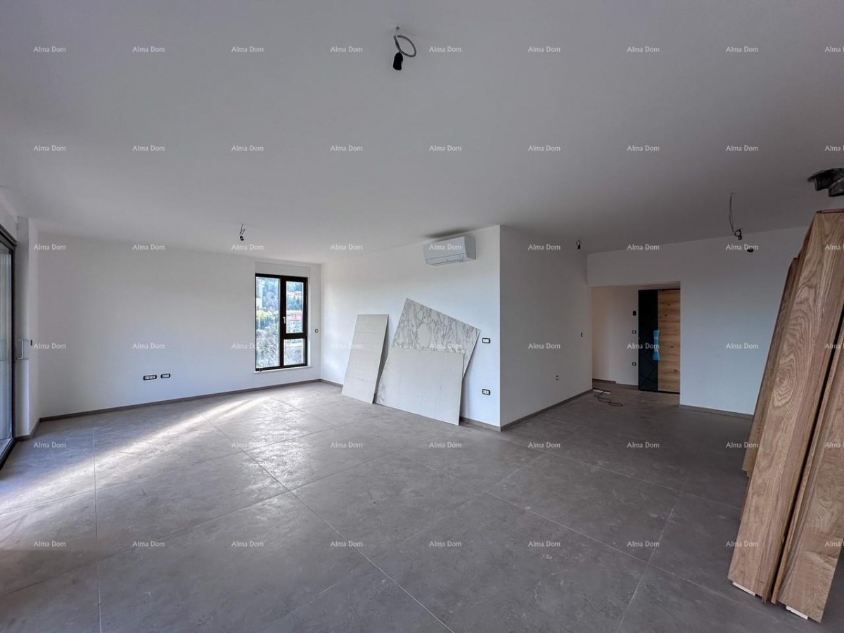 Красивая квартира в двухквартирном доме. ЛАБИН 12