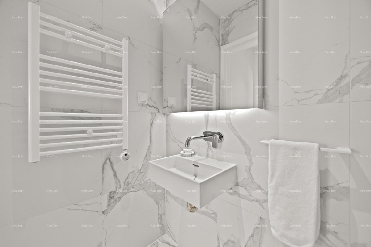 Первый ряд к морю! Роскошный дом в Умаге, 300 м от моря - идеален для семьи с современными удобствами. 11