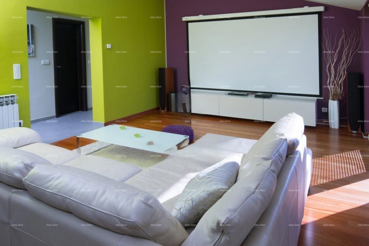 Sale - Beautiful house with apartments and restaurant, Pula! Sea view! 8