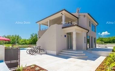 Beautiful villa for sale, Marčana 1