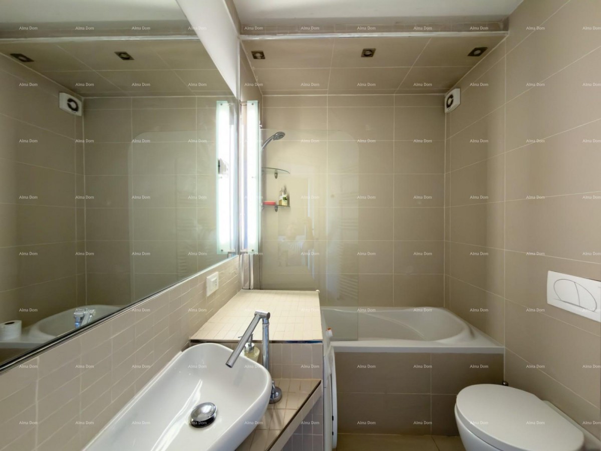 Vendita - appartamento con vista mare - a due minuti dalla passeggiata Lungomare, Pola! 24