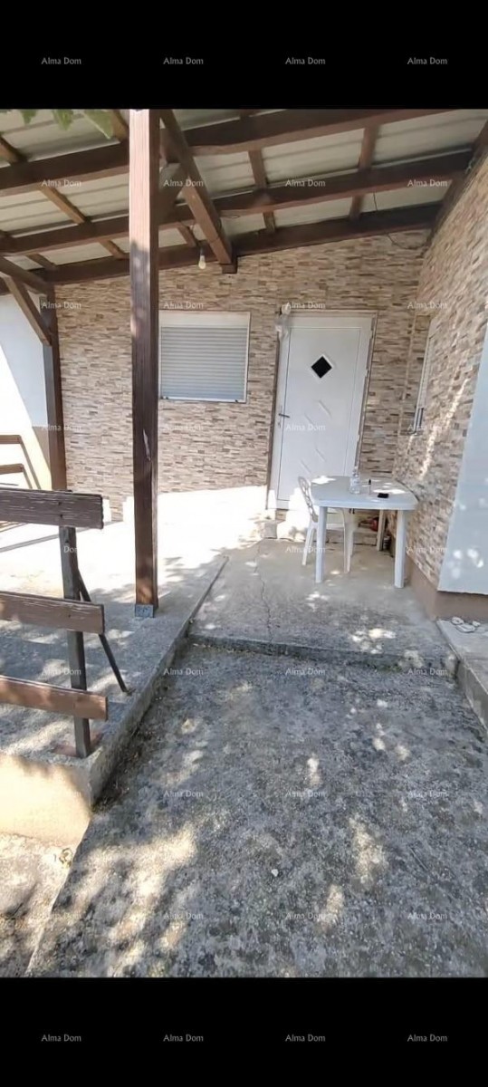 Kavran, Casa indipendente con vista mare 2