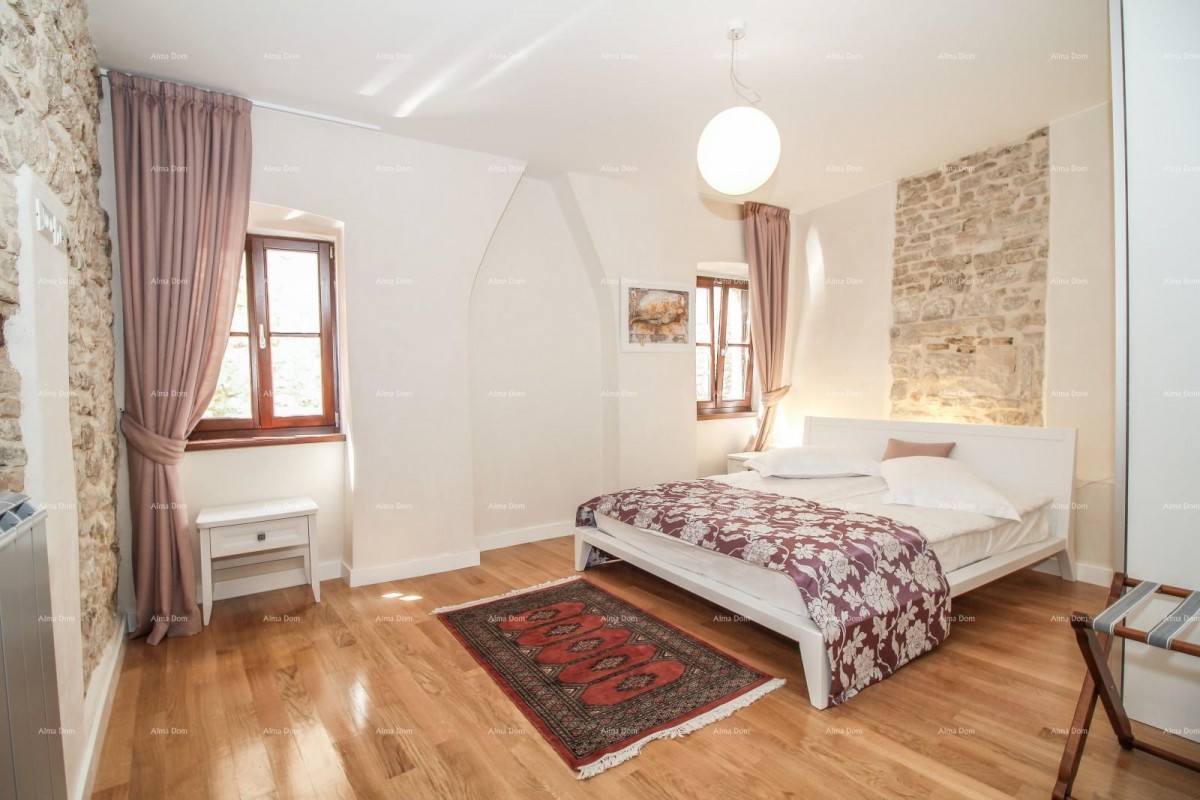 Beautiful, modernly furnished and renovated Istrian stone house for sale, Bale! 21