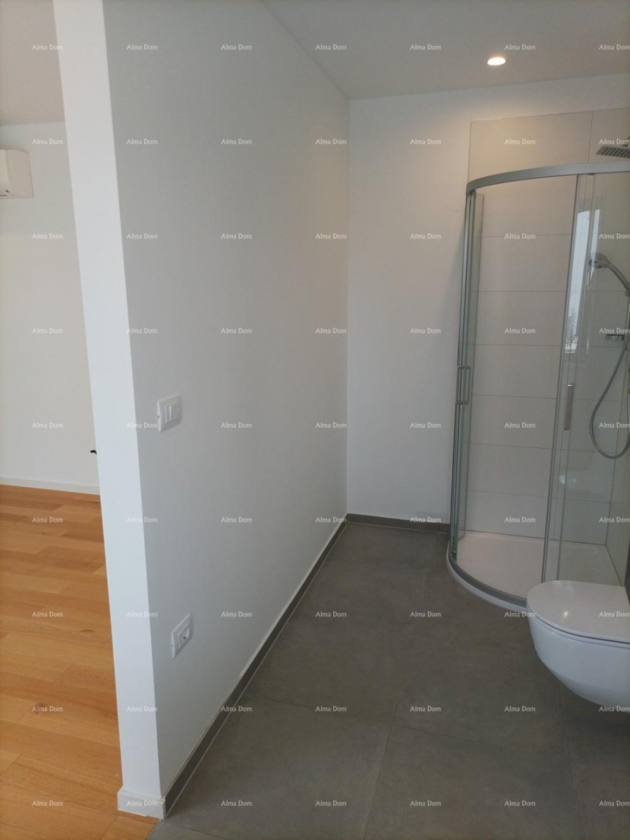 Moderní rekreační vila v uzavřeném komplexu s vilami na pobřeží moře. 14