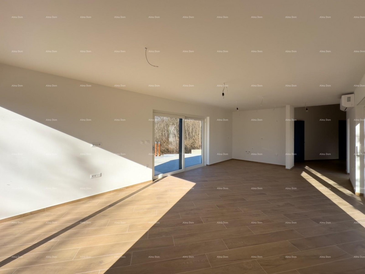 KOŽLJANI - Moderní dům s bazénem. Blízko lesa, 15 minut k moři 10