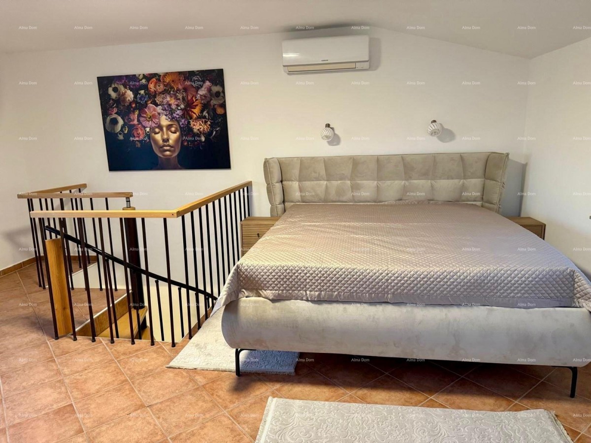 Prodaja - prenovljena hiša na odlični lokaciji z dvema apartmajema in čudovitim razgledom, Medulin! 14