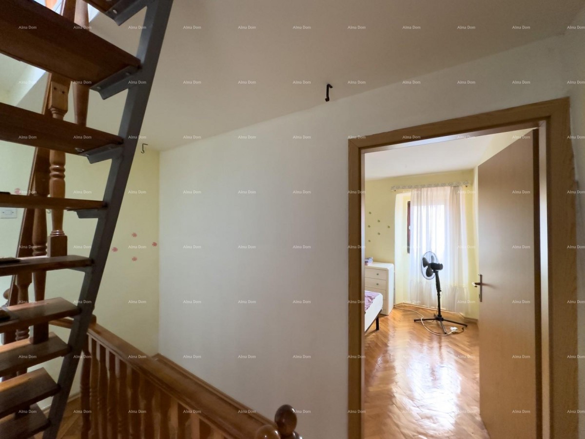 Prodajemo hišo v središču Ližnjana! 12