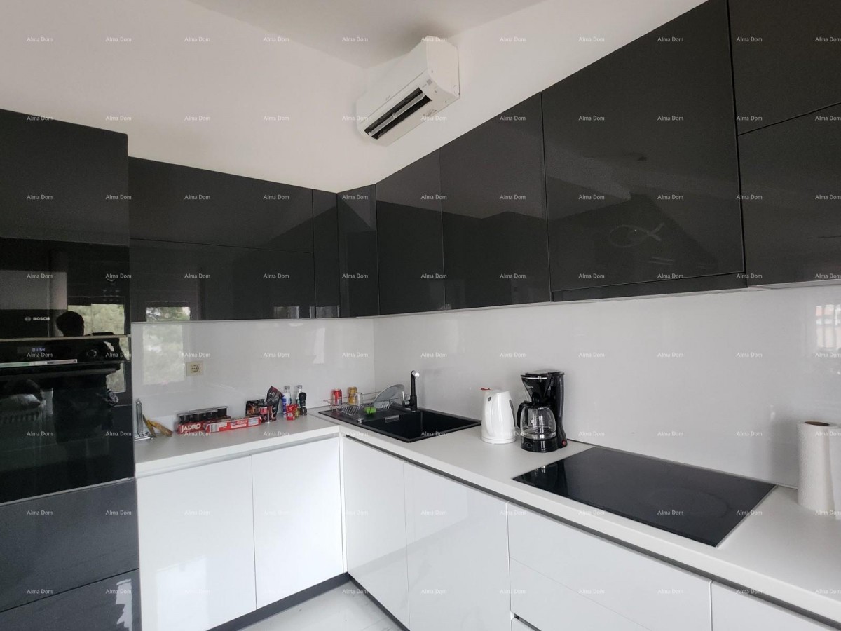 Peščena uvala, prva vrsta do morja. Apartma s pogledom na morje. 10
