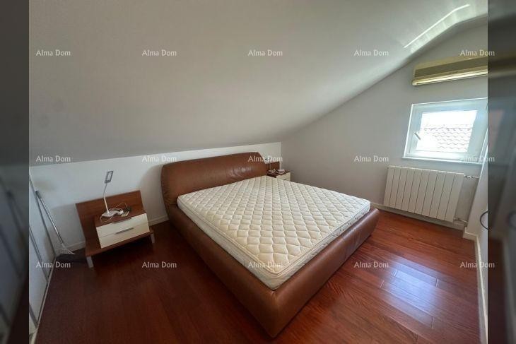 Poreč – Prostoren penthouse z veliko teraso in pogledom na morje 11