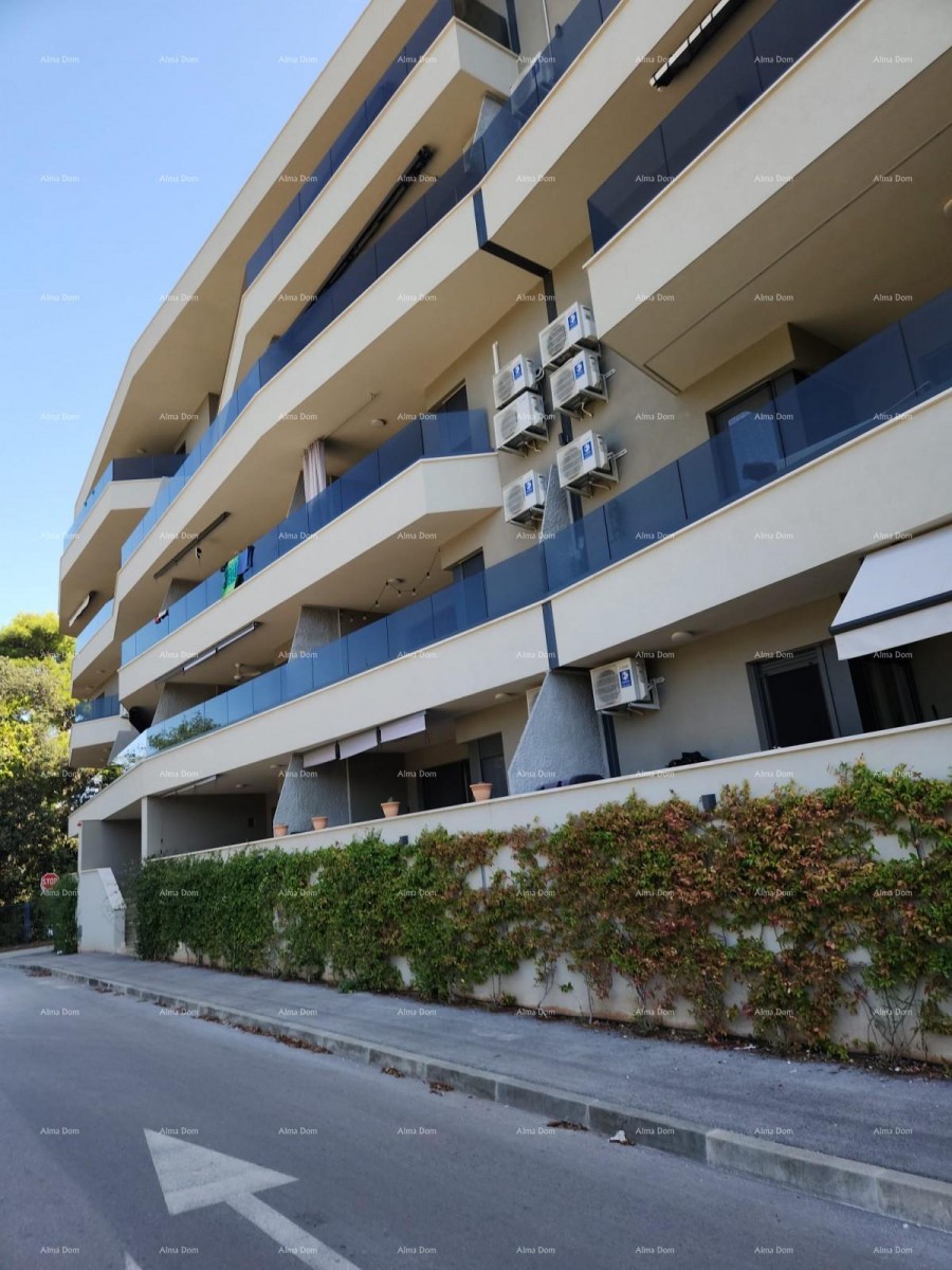 STOJA  Moderni stan s terasom 80 m², 100 m od mora u Puli! 20
