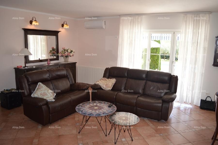 Prekrasna kuća sa bazenom! POREČ 7