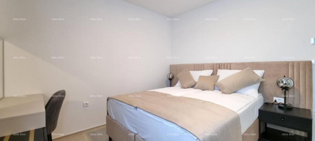 Predivan stan u Medulinu sa garažom. Blizina mora i plaže cca 500 metara. 15