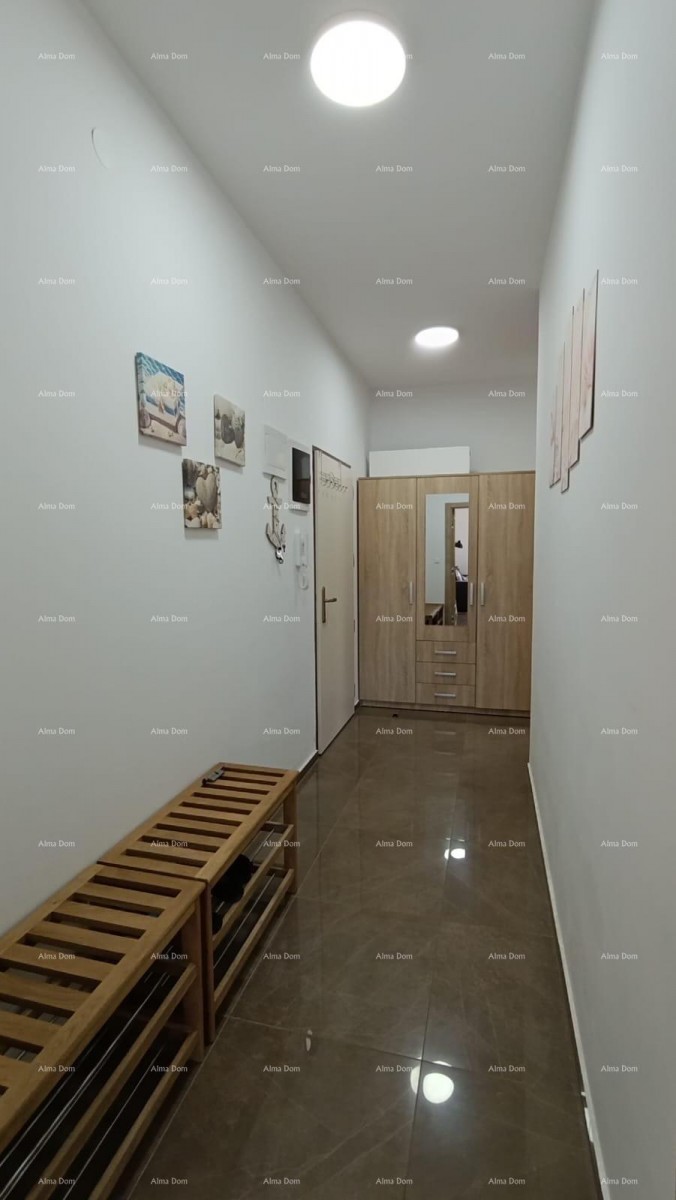 Appartamento con terrazza, posto auto e piscina comune – Premantura 12