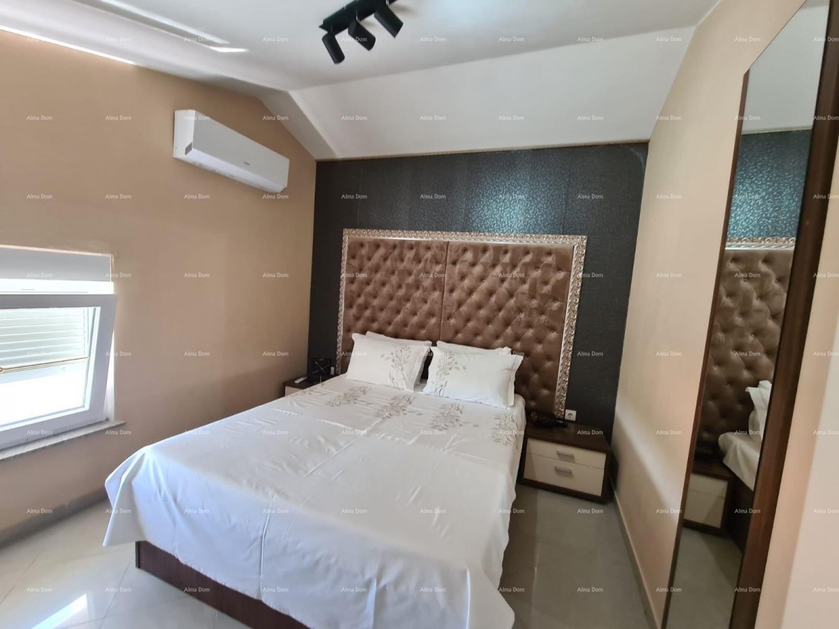 Na prodaju kuća s bazenom – Valtura 32