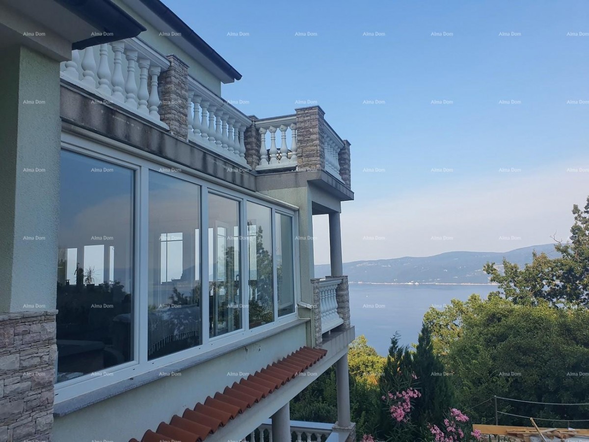 Apartmanska kuća s pogledom na more 3