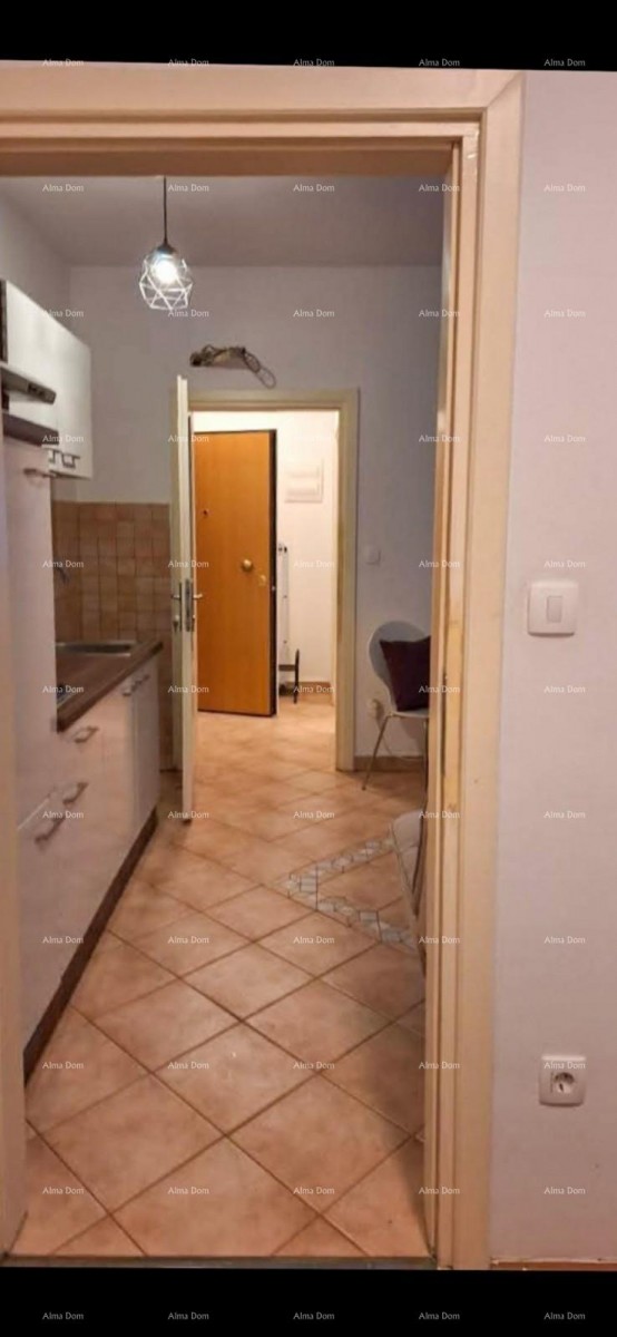 Rovinj, Stan na mirnoj lokaciji. 10