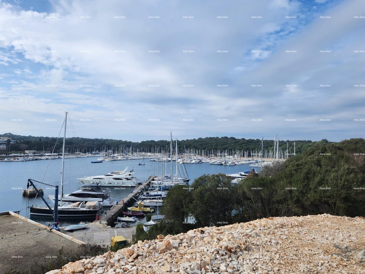 Sale of modern apartments in an exclusive building with a view of the Marina, Pula! 9