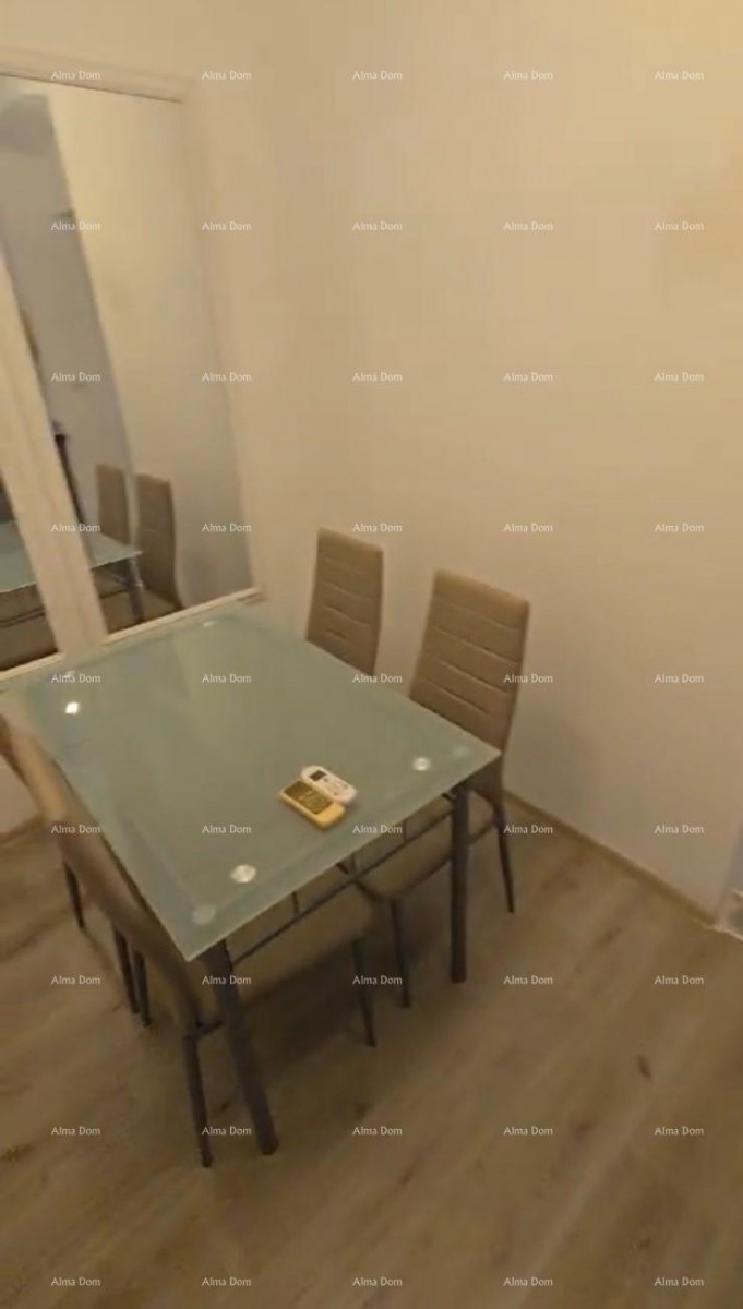 In vendita appartamento 83 m² – Pula, centro 7