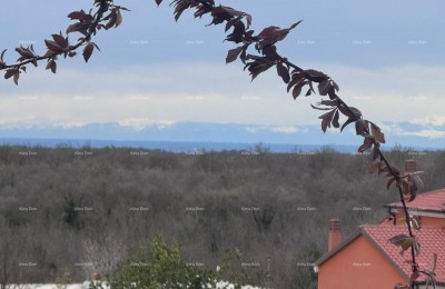 Građevinsko zemljište 3.800 m² s pogledom na morje