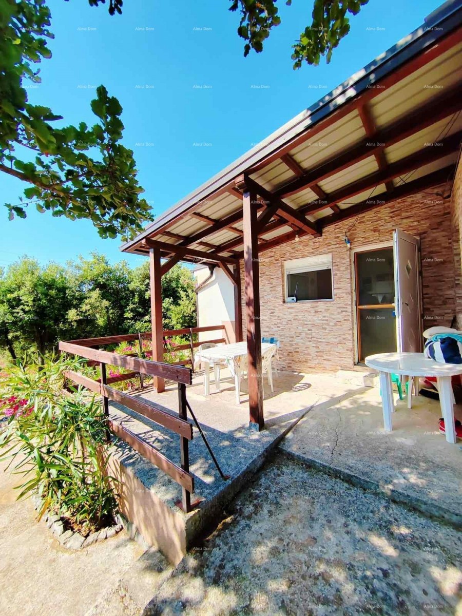 Kavran, Casa indipendente con vista mare 1