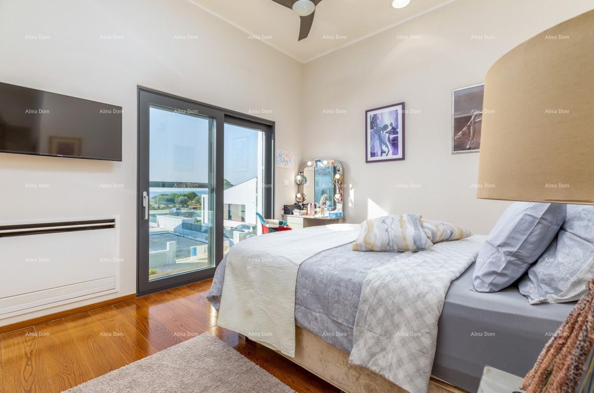 FAŽANA - Samostojeća vila premium klase, sa bazenom, liftom / 100 m od Aleje maslina. 18